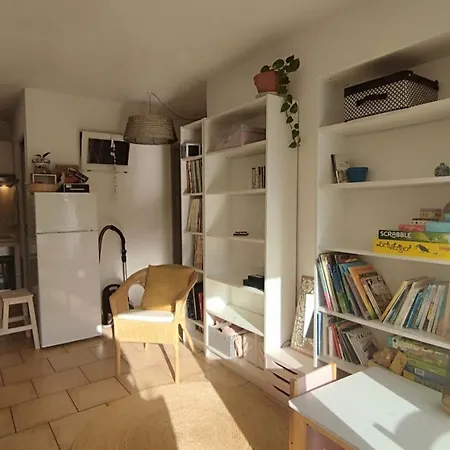 דירה T2 Rez-de-jardin Proche - 3/4 Pers - - Fr-1-795-74 *