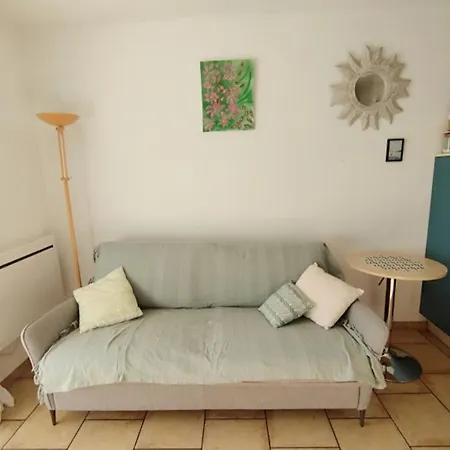 T2 Rez-de-jardin Proche - 3/4 Pers - - Fr-1-795-74 * נרבון