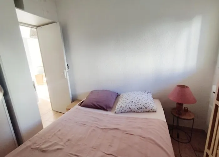 T2 Rez-de-jardin Proche - 3/4 Pers - - Fr-1-795-74 * נרבון